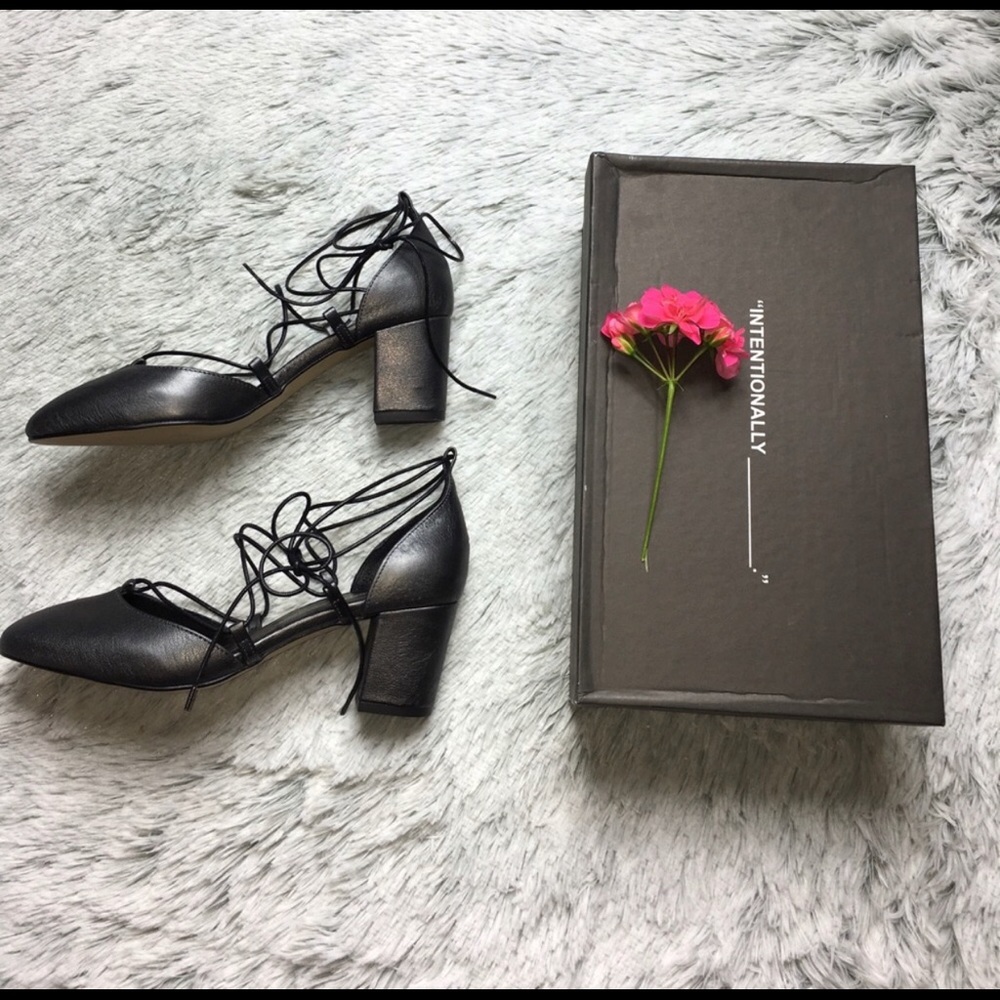 Intentionally Blank Hatter Shoes